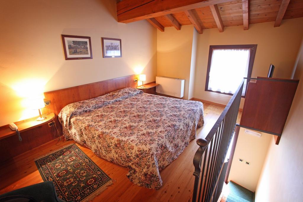 Hotel Faccioli Valeggio sul Mincio Eksteriør billede