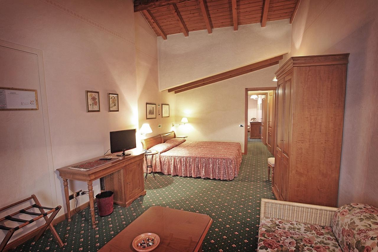 Hotel Faccioli Valeggio sul Mincio Eksteriør billede