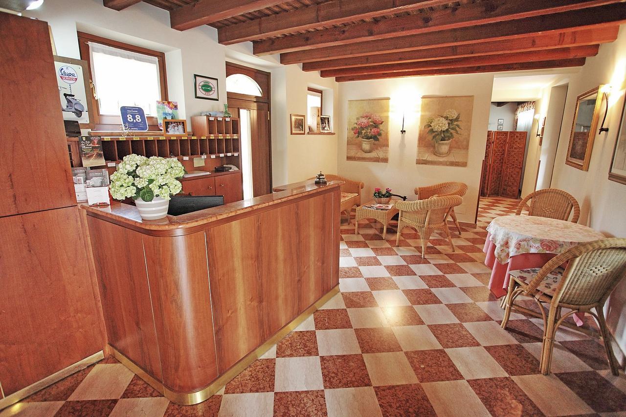 Hotel Faccioli Valeggio sul Mincio Eksteriør billede