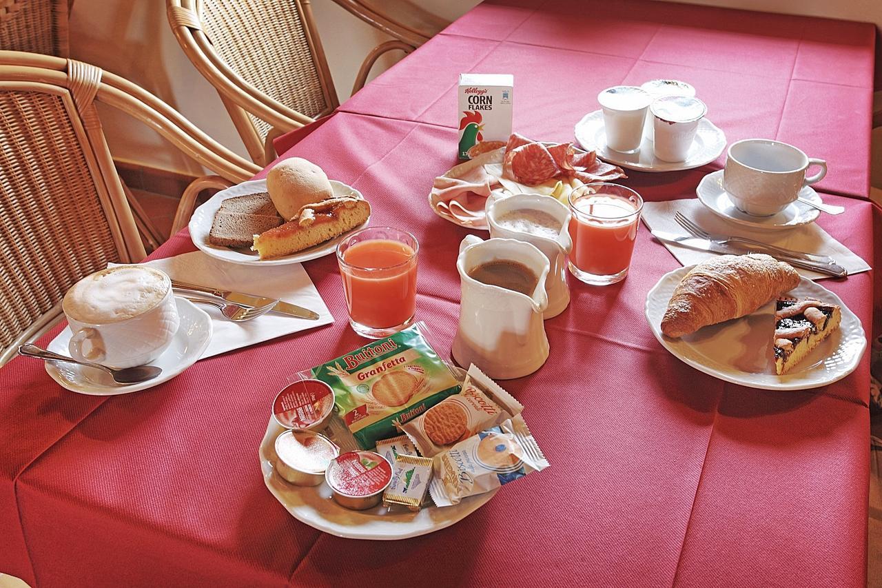 Hotel Faccioli Valeggio sul Mincio Eksteriør billede